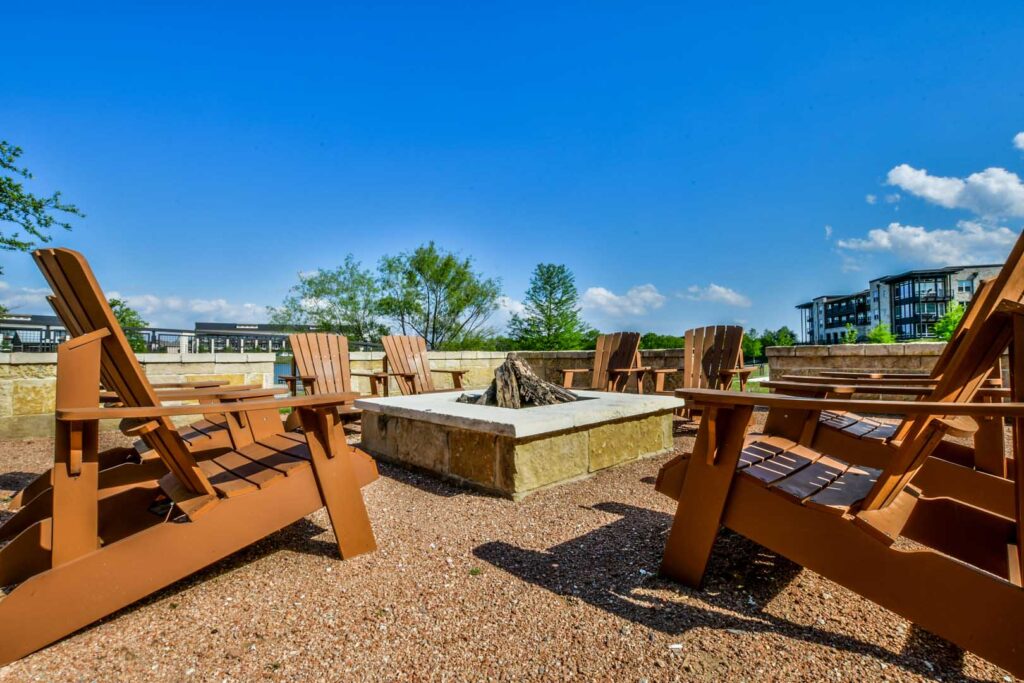 Lakeside Firepit 